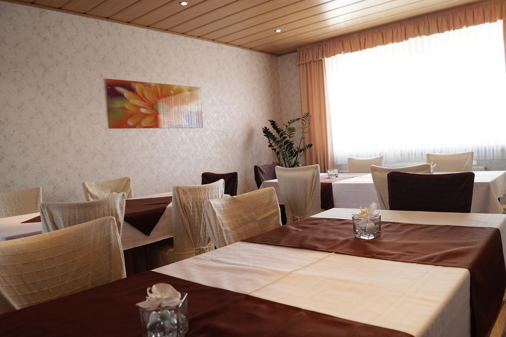 Pension Huhn Angersbach Exterior foto