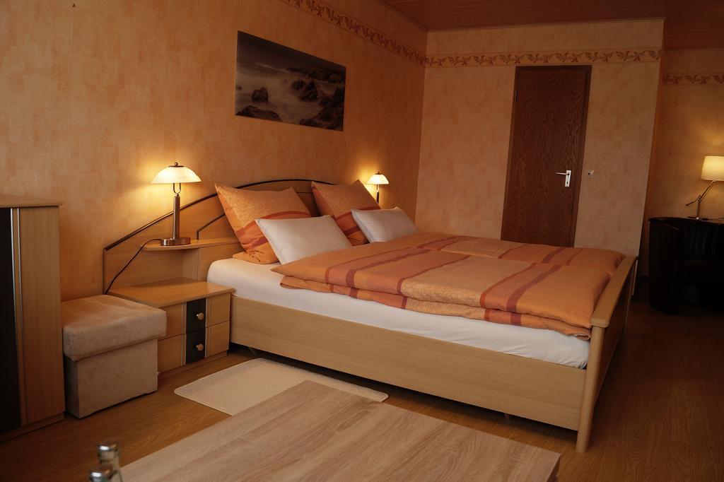 Pension Huhn Angersbach Exterior foto